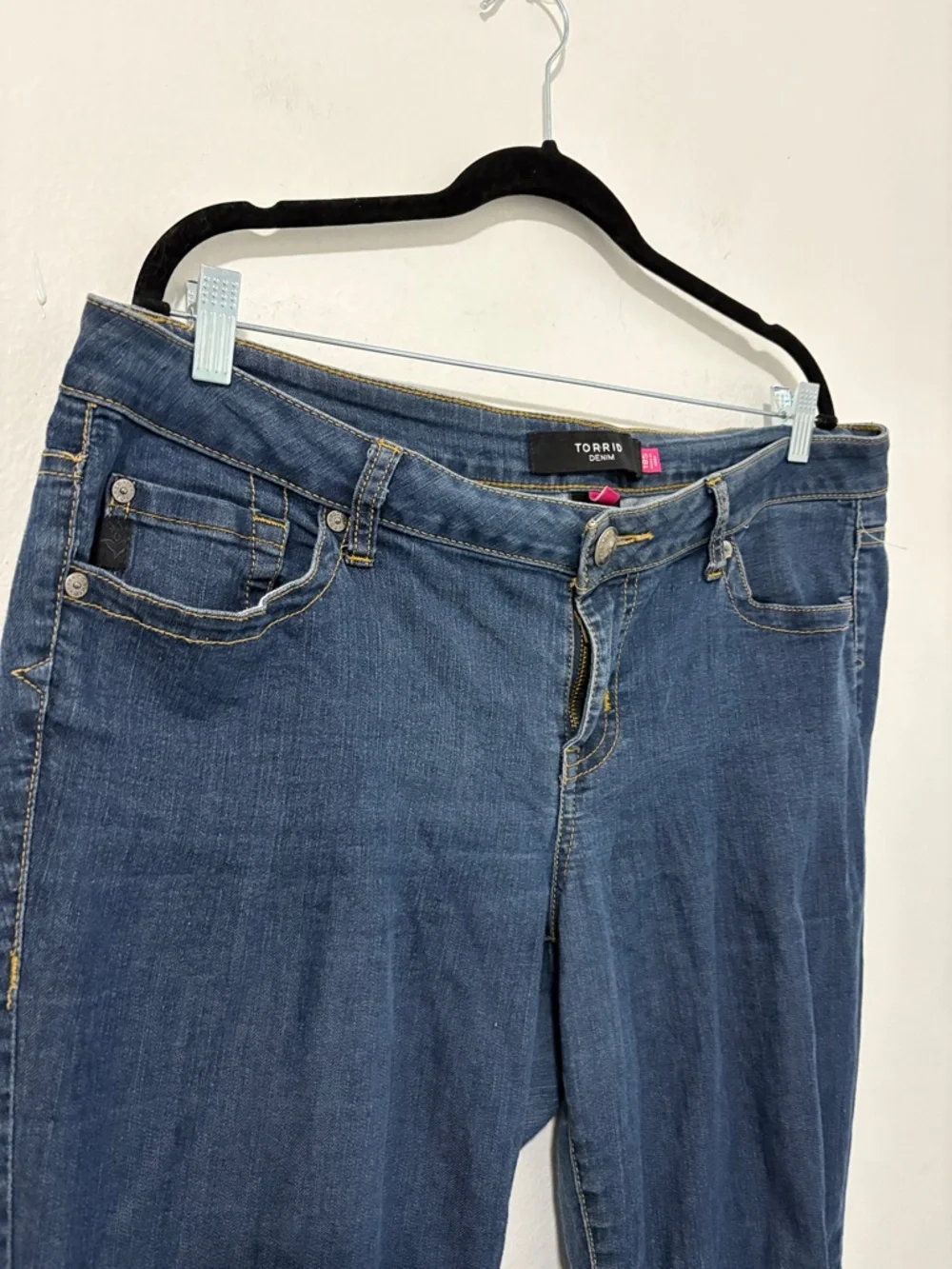 Torrid Low Rise Slim Fit Jeans - size 18